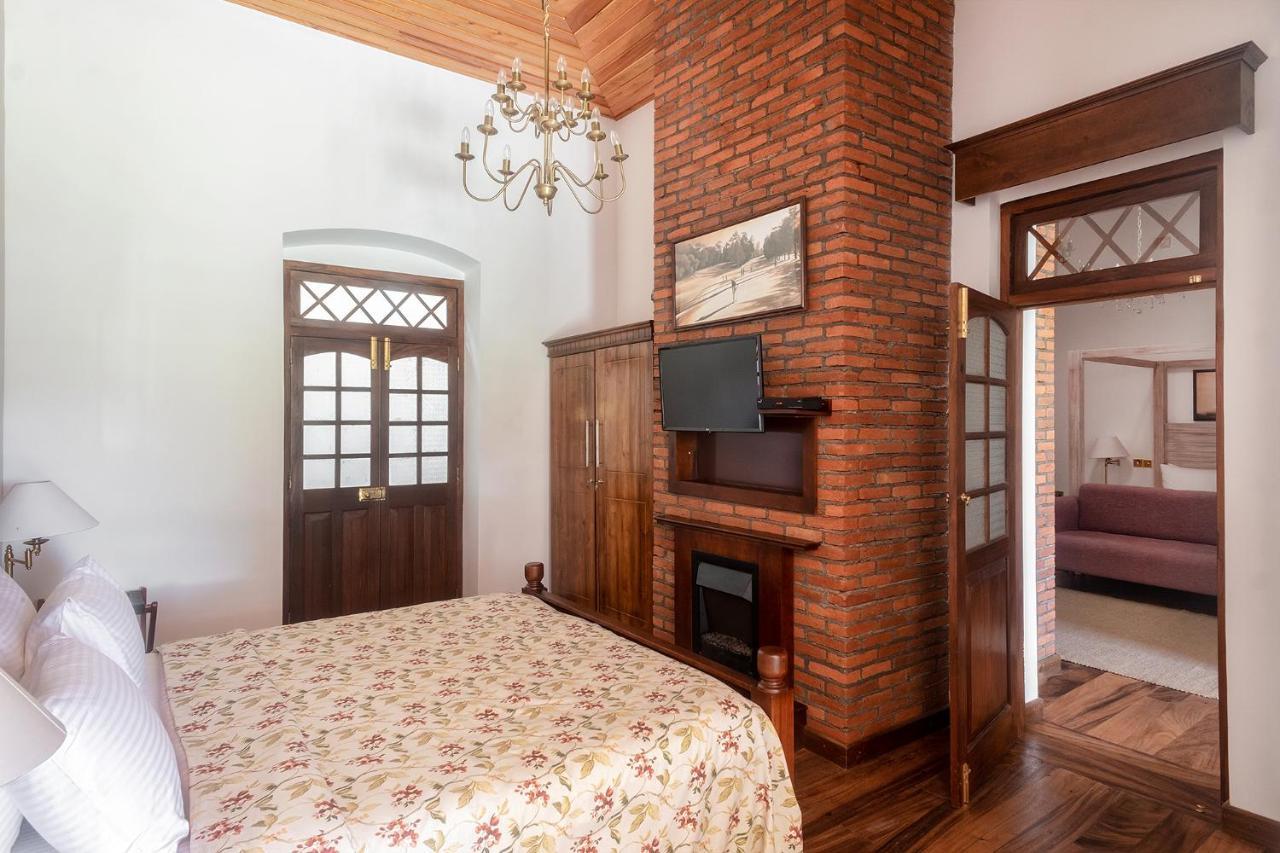 W15 Lake Gregory Nuwara Eliya Kültér fotó